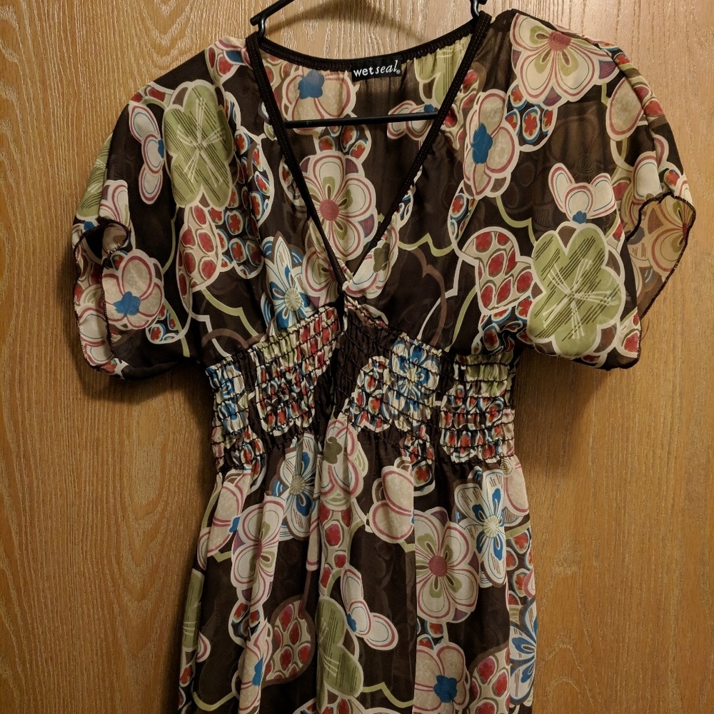 Wet Seal Flower Top